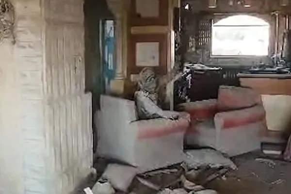 <p>İsrail yönetimi, sık sık Gazze'ye giden yardımların "Hamas tarafından alındığını ve ihtiyaç sahiplerine ulaştırılmadığını" iddia ediyor.</p>