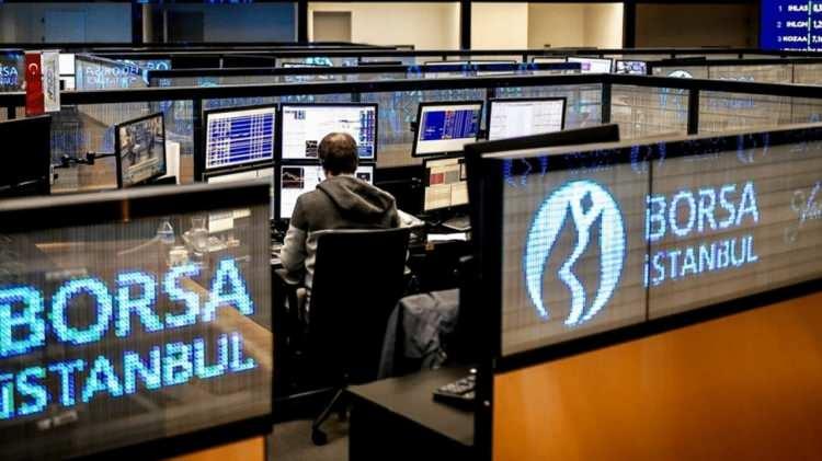 <p>Borsa İstanbul'da BIST 100 endeksi, en düşük 8.846,07 ve en yüksek 9.051,60 puanı gördükten sonra haftayı, önceki hafta kapanışına göre yüzde 0,26 değer kaybederek 8.885,00 puandan tamamladı. </p>