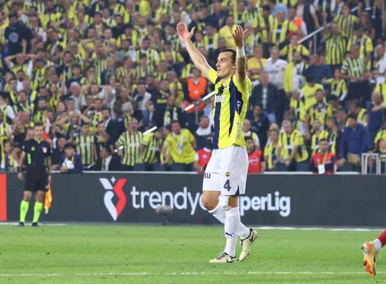 <p>35 İzmir - Çağlar Söyüncü - Fenerbahçe - 9 milyon euro</p>
