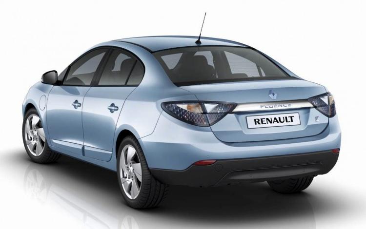 <p>RENAULT FLUENCE<br />
<br />
185 KM</p>