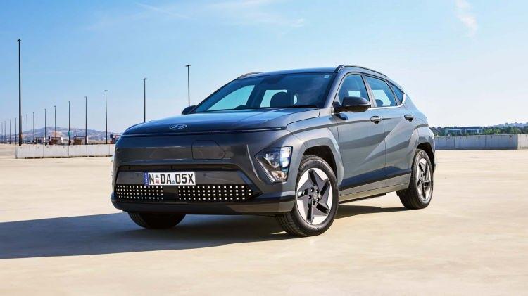 <p>HYUNDAI KONA</p>
<p>377 KM</p>
<p> </p>