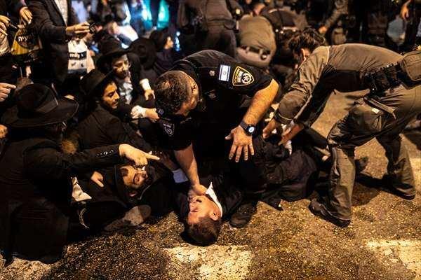 <p>Savunma Bakanlığından yapılan açıklamada, Bakan Katz'ın, 7 bin Haredi'nin askere çağrılması kararını onayladığı belirtildi.</p>
<p> </p>
