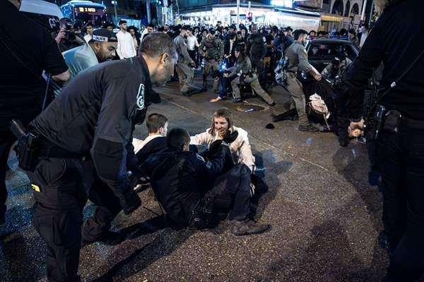 <p>Göstericilerden Haim ise <em><strong>"Hapse gideceğiz, ancak askere gitmeyeceğiz."</strong></em> dedi.</p>

<p> </p>
