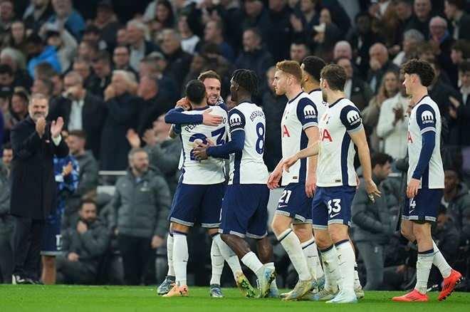 <p>10- Tottenham: 788 milyon euro</p>
