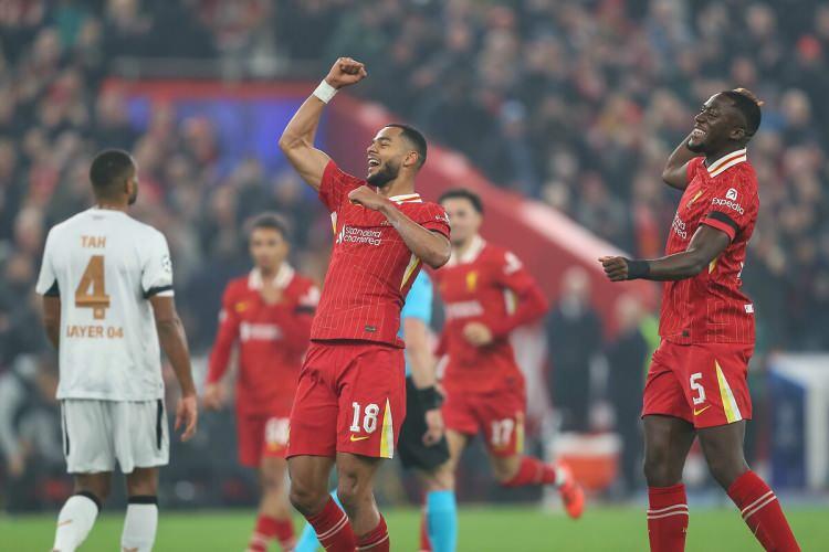 <p>7- Liverpool: 931 milyon euro</p>
