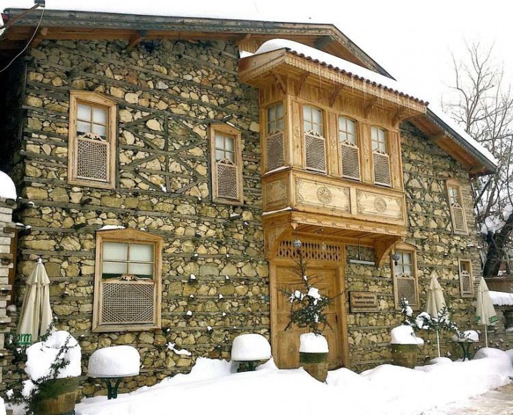 <p><span style="color:#FF0000"><em><strong>İşte, Ormana Köyü'nden kareler...</strong></em></span></p>
