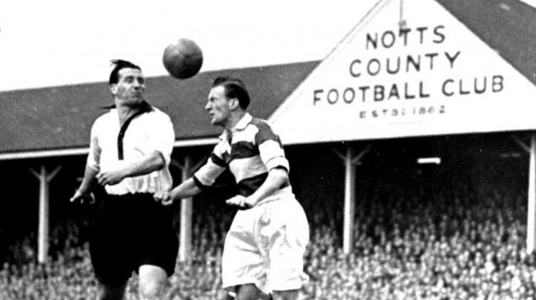 <p>22. Tommy Lawton (Chelsea'den Notts County'ye)</p>
