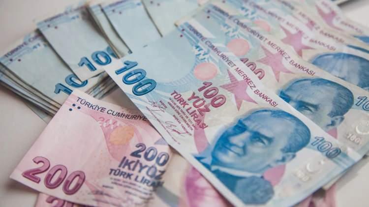 <p><strong>6 AYLIK ENFLASYON KAÇ OLACAK?</strong></p>
<p> </p>
<p>Piyasa katılımcılarının kasım ve aralık beklentileri göz önüne alındığında 6 aylık enflasyon yüzde 16,22 olarak hesaplandı.<br />
<br />
Aralık enflasyon rakamları ocak ayının ilk haftasında belli olacak.</p>