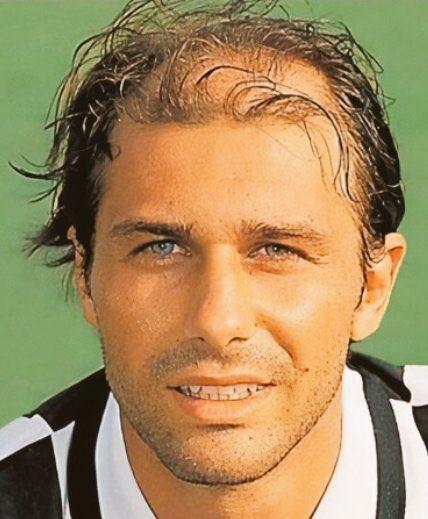 <p><strong><span style="color:#B22222">ANTONIO CONTE</span> | Eski futbolcu - T. direktör</strong></p>