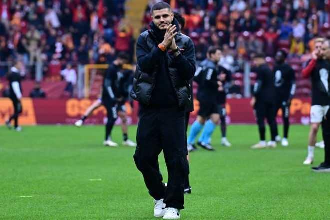<p><strong>"Cehalet kötü şey. Neymiş futbolcunun çapraz bağları kopunca yürüyemezmiş!"</strong></p>
