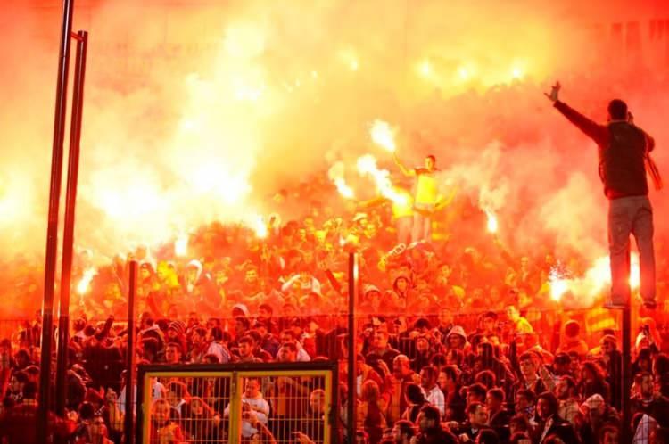 <p>Kayseri - Galatasaray</p>
<p> </p>