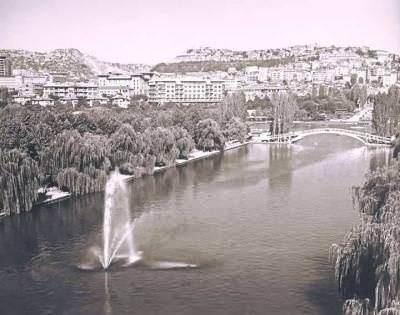 <p>Ankara Gençlik Parkı / 1950′ler</p>

<p> </p>
