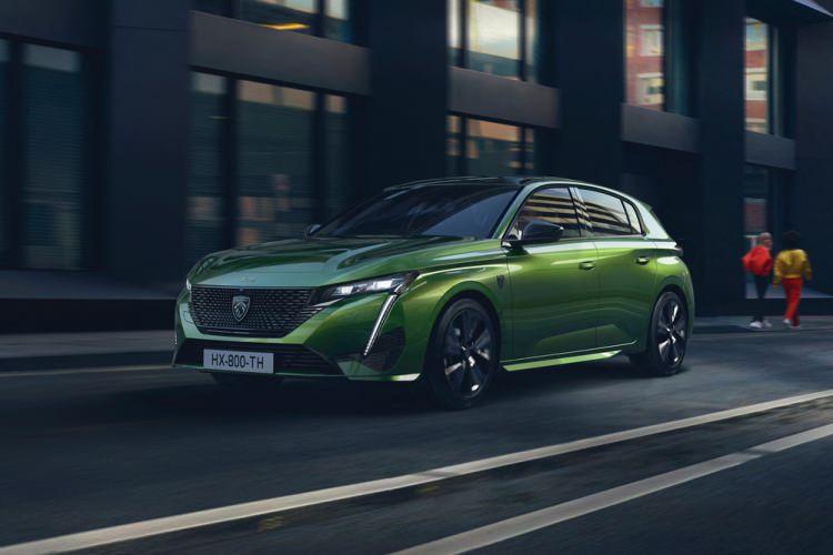 <p>Peugeot 308- 1.668.000 TL</p>

<p> </p>

<p>- 410 km</p>

