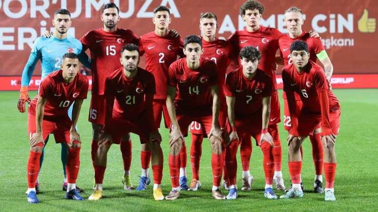 <p><strong>ALANYA</strong></p>
<p> </p>
<p>2 MAÇ:</p>
<p>1 GALİBİYET -</p>
<p>1 BERABERLİK</p>