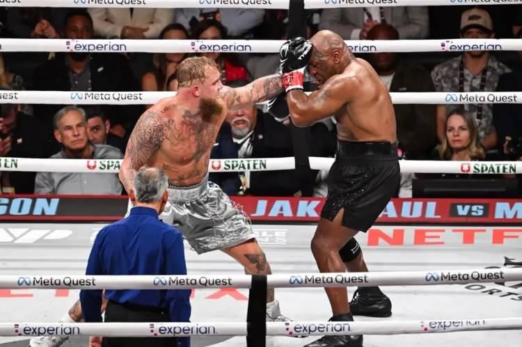 <p>Karşılaşmanın sona ermesiyle sporseverler arasında en çok merak edilen konu ise Jake Paul ve Mike Tyson ikilisinin bu dövüşten ne kadar kazanç elde ettikleri oldu.</p>