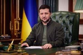 <p><strong><span style="color:#B22222">14) VOLODIMIR ZELENSKIY </span> | Ukrayna Devlet Başkanı</strong></p>
<p> </p>
<p>Rusya karşısında direnen Ukrayna’nın lideri; Batı’nın desteğiyle sembol haline geldi.</p>