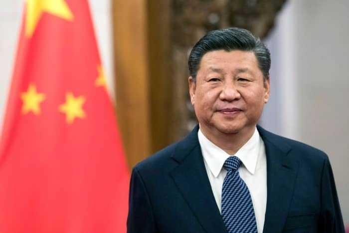<p><strong><span style="color:#B22222">2) XI JINPING </span> | Çin Devlet Başkanı</strong></p>
<p> </p>
<p>Giderek güçlenen ekonomi ve askeri kapasiteyle Asya’da hakimiyet kurmaya devam eden Çin’in lideri.</p>