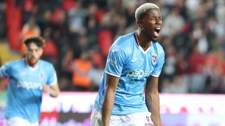 <p>138,1 milyon lirayla Trabzonspor, listenin 4. sırasında yer aldı.</p>