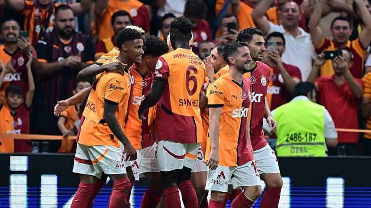 <p>Sarı-kırmızılı kulüp an itibarıyla performanstan 51,9 milyon lira, lige katılımdan 71,7 milyon lira ve geçmişteki 24 şampiyonluğundan ötürü 142,8 milyon lira olmak üzere, toplam 266,4 milyon lira kazanmış durumda.</p>