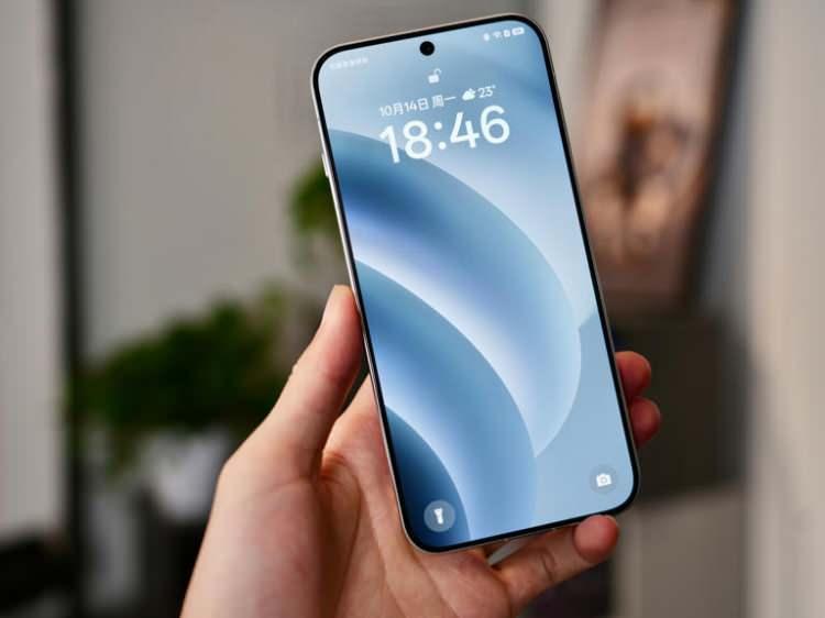<p><strong><span style="color:#B22222">5)  OPPO</span>  |  YÜZDE 2.48</strong></p>
