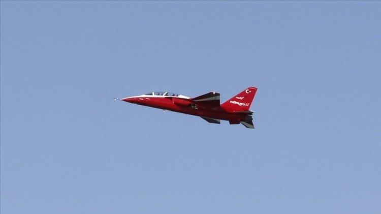 <p>Demiroğlu, HÜRJET'ten çok memnun ve ümitvar olduklarını dile getirerek, "Gerçekten hem ülkemiz hem TUSAŞ açısından en çok satan platformlarımızdan biri olacak." dedi.</p>
<p> </p>