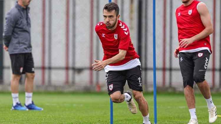 <p>54 Sakarya - Emre Kılınç - Samsunspor - 1.7 milyon euro</p>
