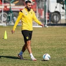 <p>77 Yalova - İsmail Erdoğan - Adana 01 FK - 150 bin euro</p>
