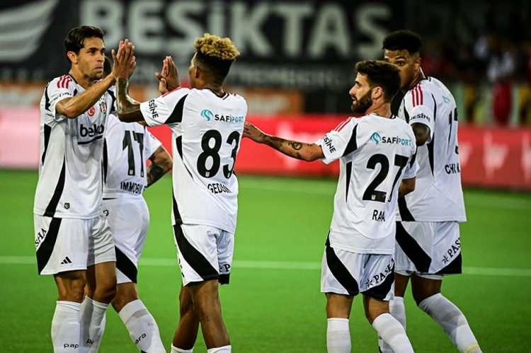 <p>Özel tasarlanmış kartların da tanıtımı yapılacak.</p>