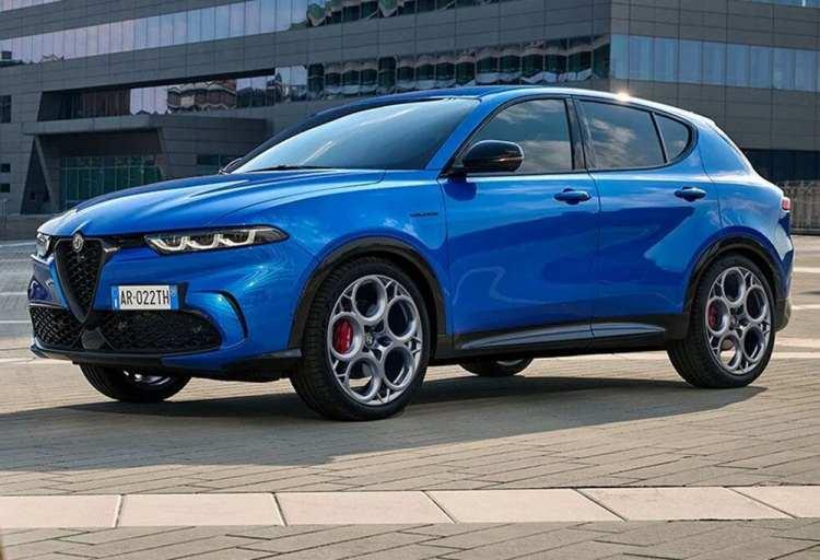 <p><strong>ALFA ROMEO-</strong></p>

<p> </p>

<p>- Alfa Romeo Tonale, 310.000 TL'ye varan indirim</p>

<p> </p>

<p>- Alfa Romeo Stelvio, yüzde 13 nakit indirim avantajı</p>

<p> </p>

<p>- Alfa Romeo Giulia 500.000 TL, 12 ay vadede yüzde 1,99 faiz avantajı</p>
