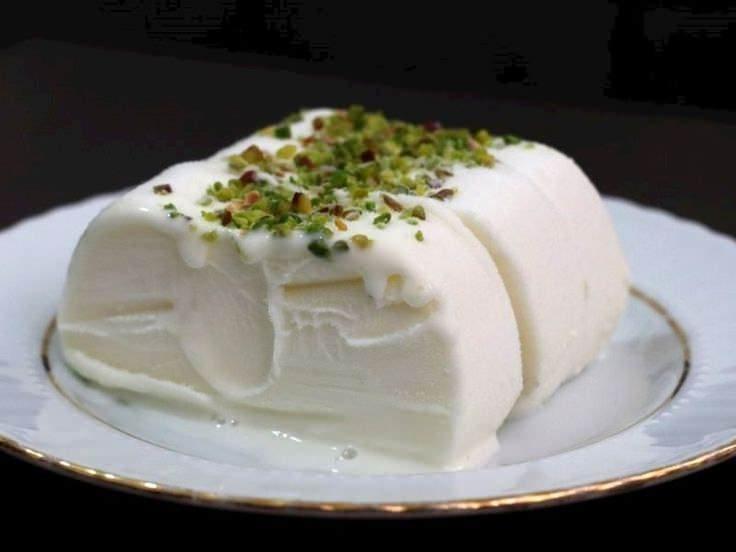<p><span style="color:#B22222"><strong>Maraş dondurması</strong></span> listeye 5. sıradan girdi.</p>
