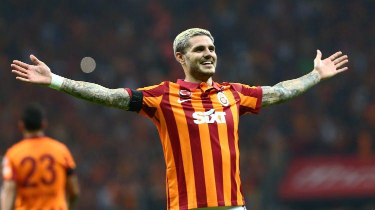 <p><strong>"Talihsiz bir sakatlık yaşadı. Dolayısıyla şu sıralarda bir ameliyat geçirecek. En kısa sürede geri dönmesi bekleyeceğiz. Icardi Galatasaray'ı çok seviyor."</strong></p>