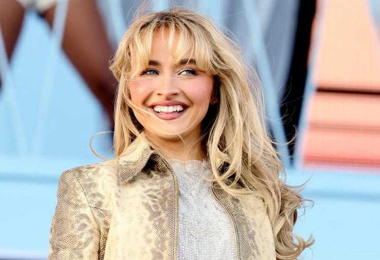 <p><strong>8. Sabrina Carpenter - Bed Chem</strong></p>
