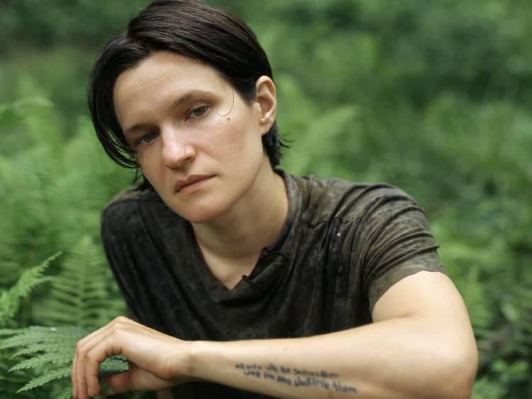 <p><strong>5. Adrianne Lenker - Free Treasure</strong></p>