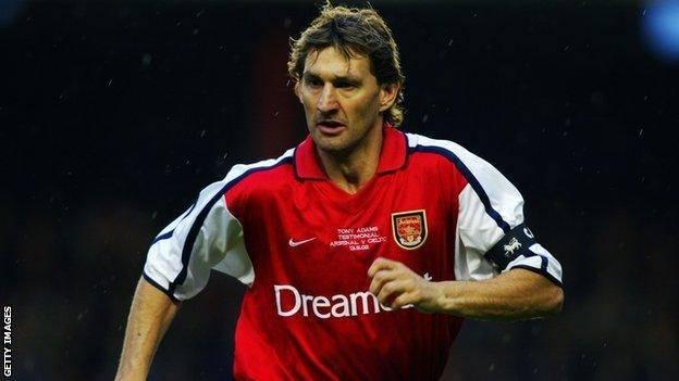 <p>Tony Adams - Arsenal'de 18 yıl</p>