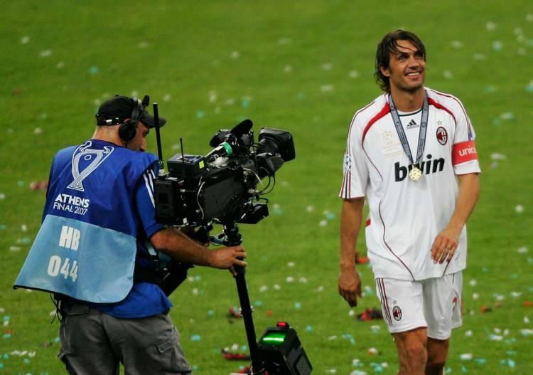 <p>Paolo Maldini - AC Milan'da 25 yıl</p>