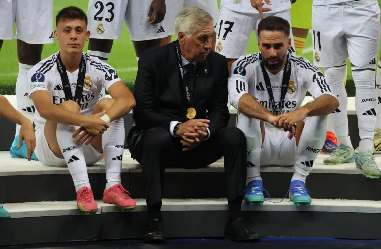 <p>İspanyol devinde Arda'nın az süre almasıyla ilgili şu sıralar teknik direktör Carlo Ancelotti'ye de baskı yapılıyor.</p>
