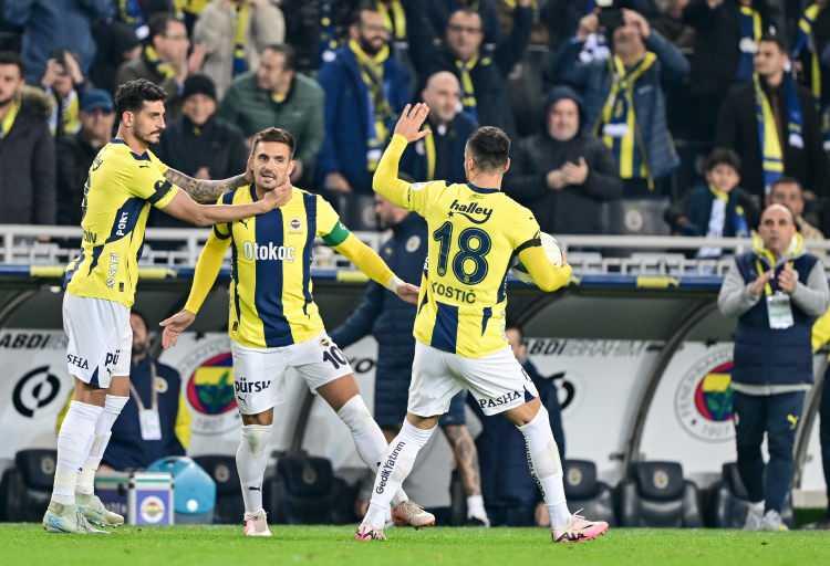 <p><strong>SLAVİA PRAG - FENERBAHÇE MAÇI ŞİFRESİZ Mİ, HANGİ KANALDA?</strong></p>

<p> </p>
