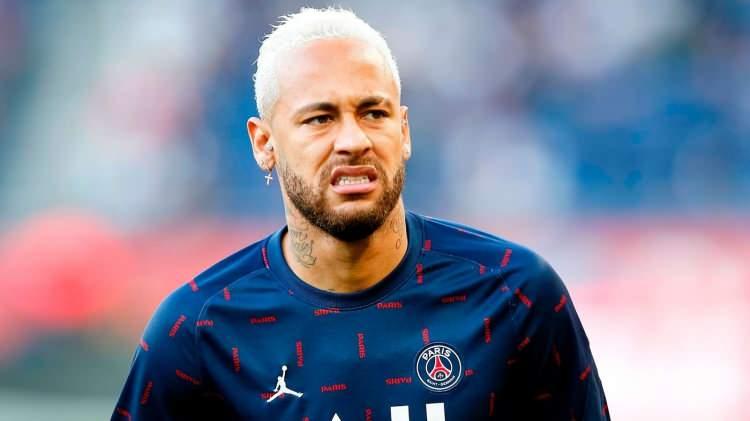 <p><span style="color:#B22222"><strong>FİYATI DUDAK UÇUKLATTI</strong></span></p>
<p><strong>Neymar, Dubai'de Bugatti Residance'ta 43 milyon Sterlin'e çatı katından bir daire satın alarak en pahalı yatırımına imza attı. </strong></p>
<p> </p>