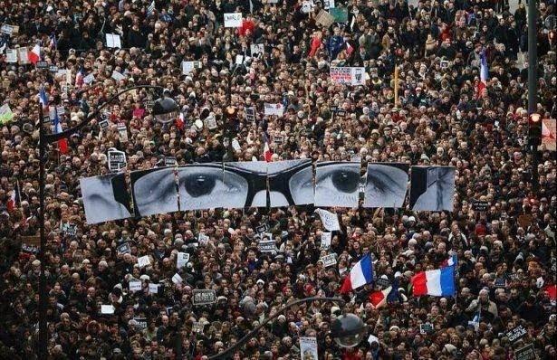 <p><span style="color:inherit">Paris'te Mizah Dergisi Charlie Hebdo'nun Merkezine Silahlı Saldırı (2015)</span></p>

<p>&nbsp;</p>

<p>&nbsp;</p>
