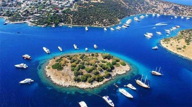 <p><span style="color:#B22222"><strong>10)  MUĞLA</strong></span></p>
