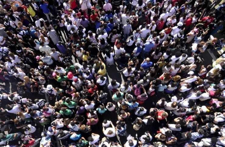 <p><strong><span style="color:#B22222">4- &Ccedil;elik</span></strong></p>

<p><strong><span style="color:#B22222">5- Şahin</span></strong></p>

<p><strong><span style="color:#B22222">6- Yıldız</span></strong></p>

<p><strong><span style="color:#B22222">7- Yıldırım</span></strong></p>

<p><strong><span style="color:#B22222">8- &Ouml;zt&uuml;rk</span></strong></p>

<p><strong><span style="color:#B22222">9- Aydın</span></strong></p>

<p><strong><span style="color:#B22222">10- &Ouml;zdemir</span></strong></p>

<p><strong><span style="color:#B22222">11- Arslan</span></strong></p>

<p><strong><span style="color:#B22222">12- Doğan</span></strong></p>
