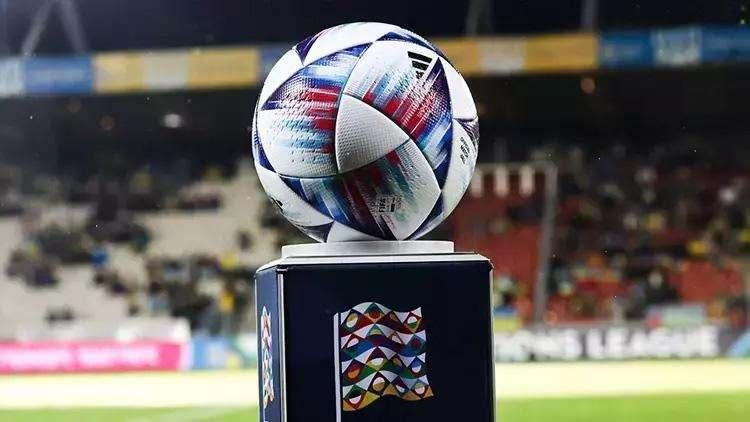 <p>UEFA Uluslar A Ligi'nde gruplarını ilk 2 sırada tamamlayan bu takımlar, <strong>çeyrek finale</strong> yükselmeyi başardı.</p>