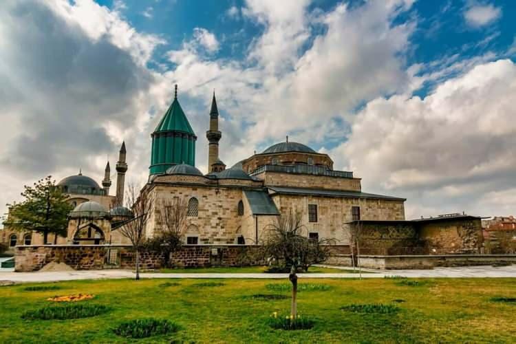 <p><strong>KONYA</strong></p>
