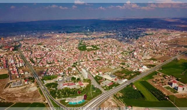 <p><strong>KARAMAN</strong></p>
