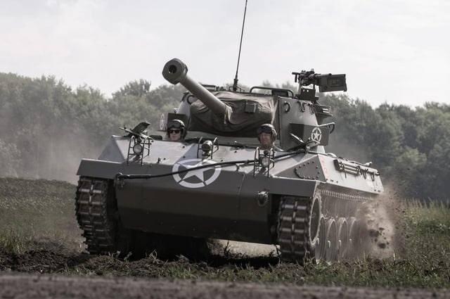 <p><strong><span style="color:#B22222">4)  M18 HELLCAT -  ABD </span> |  80 KM</strong></p>

