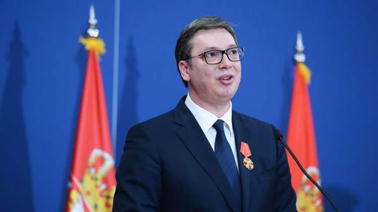 <p><strong><span style="color:#B22222">ALEKSANDAR VUCIC </span> | 1.99 M</strong></p>
<p> </p>
<p><strong>Sırbistan Cumhurbaşkanı</strong></p>