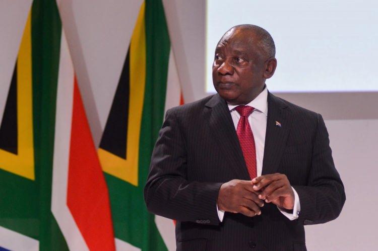<p><strong><span style="color:#B22222">8) CYRIL RAMAPHOSA </span> | Güney Afrika Devlet Başkanı</strong></p>