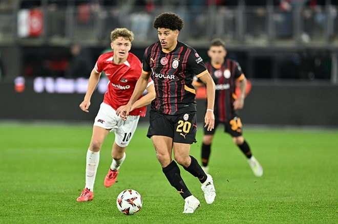 <p>İşte Az Alkmaar - Galatasaray maçının Hollanda basınına yansımaları:</p>