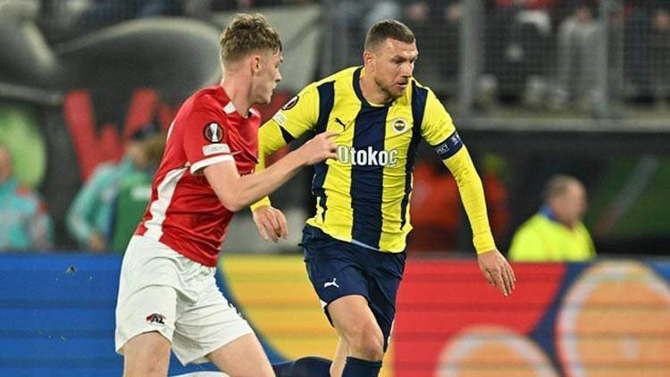 <p>"AZ, üç hafta önce Galatasaray'ın Türk rakibi F.Bahçe'yi 3-1 mağlup etmişti. Galatasaray'a karşı alınan beraberlik o kadar muhteşem olmasa da Alkmaar'a umut veriyor."</p>