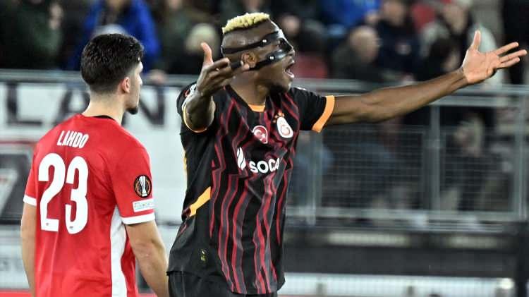 <p><strong>"Bizim oynadığımız maçlara baktığım zaman Galatasaray, Fenerbahçe'den daha ateşli diyebilirim."</strong></p>